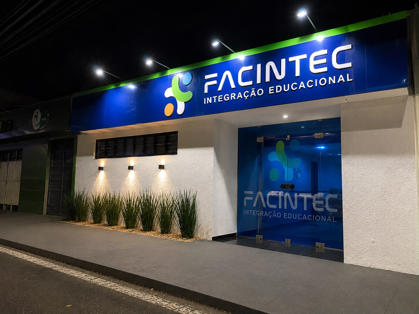 Fachada da sede da Escola Técnica Facintec